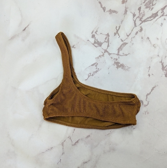 Good American Swim Top Womens 1 2 Medium Bronze Brown Crinkle One Shoulder - Picture 5 of 9